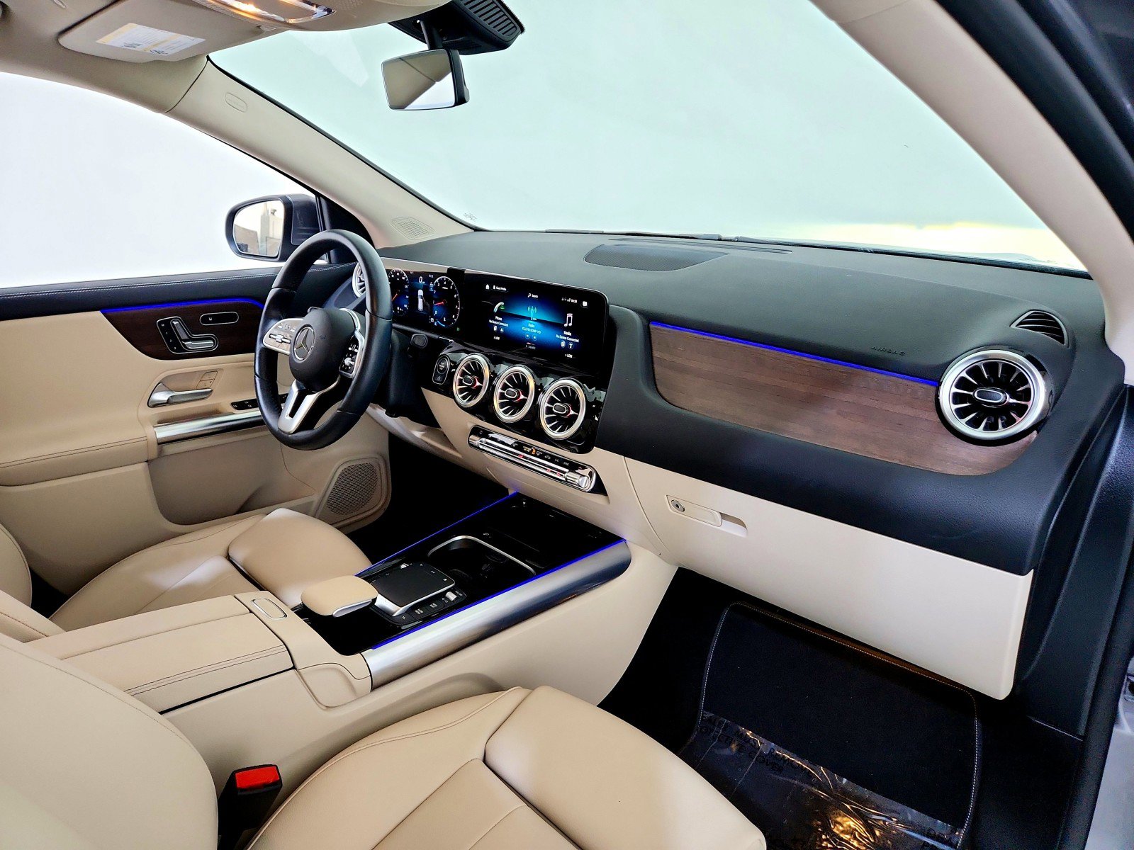 Certified 2023 Mercedes-Benz GLA 250 4MATIC image 23