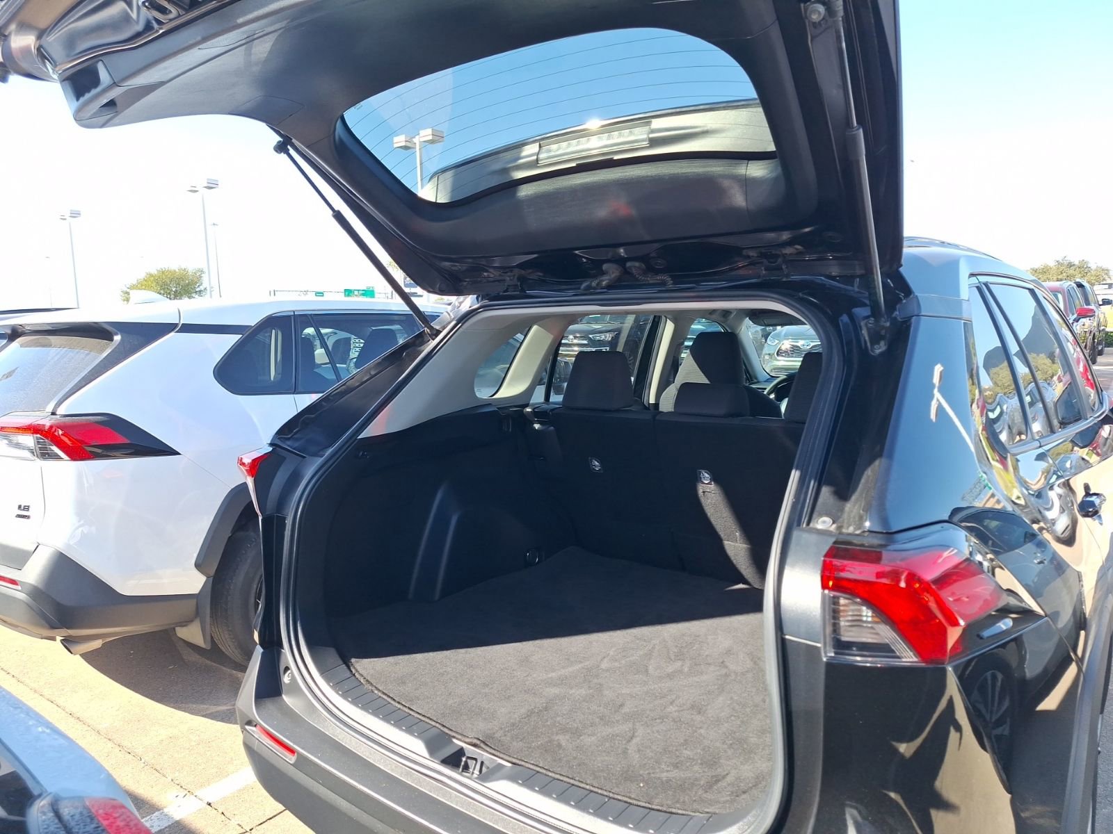 Used 2020 Toyota RAV4 LE image 36