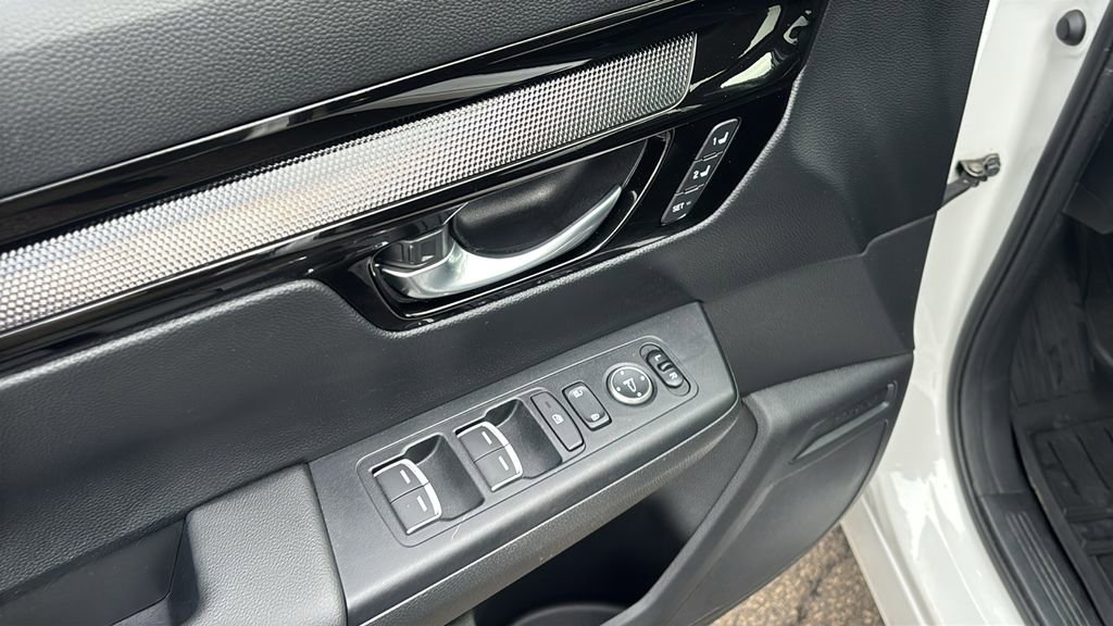 Used 2024 Honda CR-V EX-L image 14