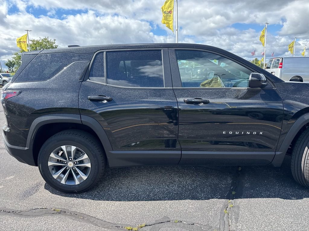 New 2026 Chevrolet Equinox LT w/ Convenience Package II image 11