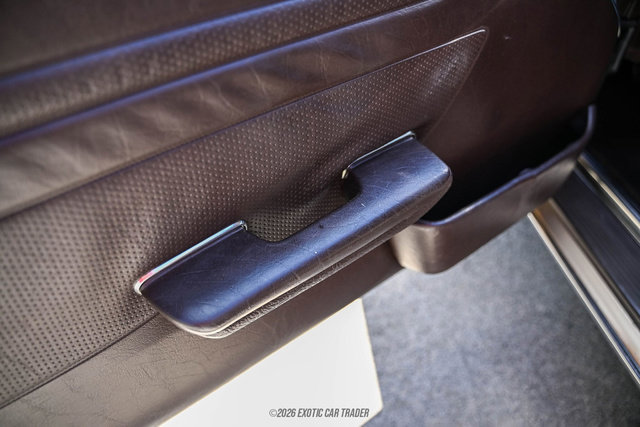 Used 1988 Mercedes-Benz 560 SL image 45