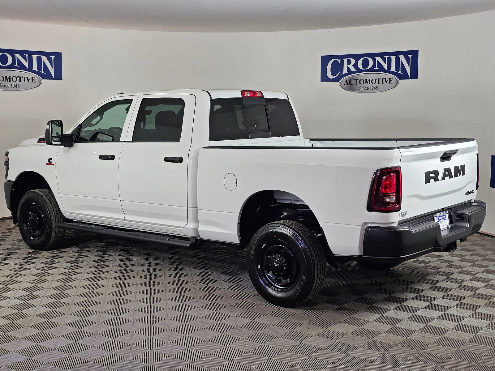 New 2026 RAM 2500 Tradesman AWD/4WD image 32