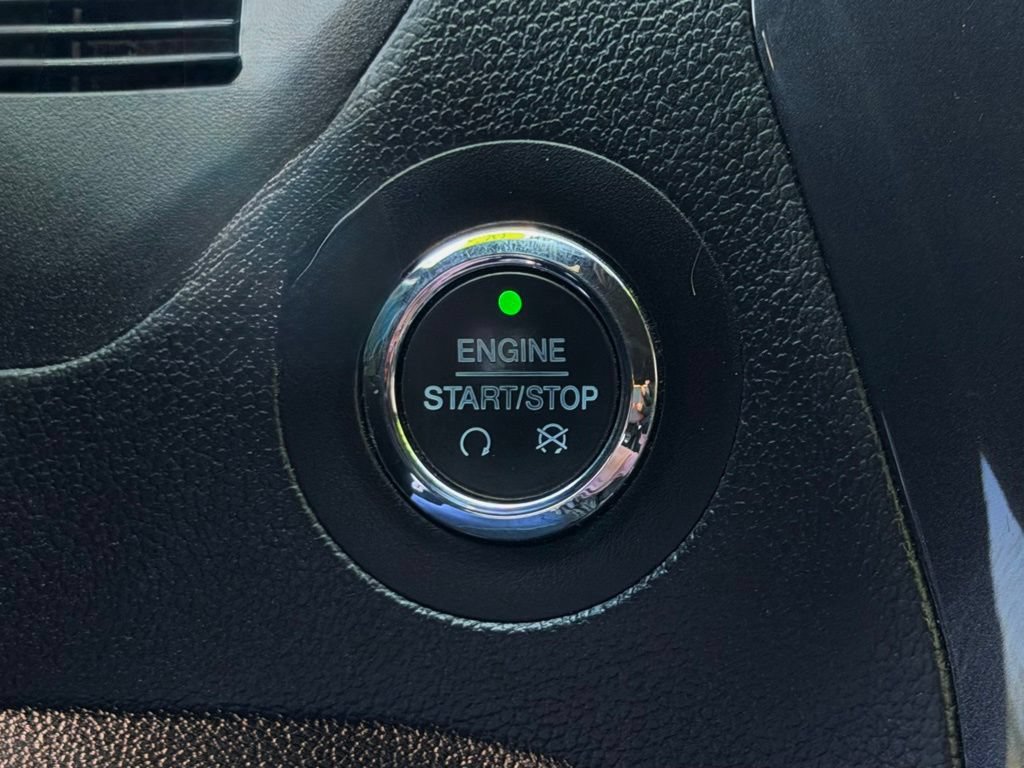 Used 2019 Ford Explorer Sport w/ Equipment Group 401A AWD/4WD image 26