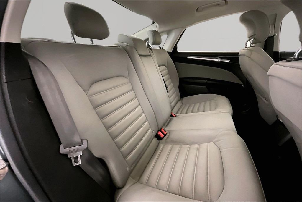 Used 2015 Ford Fusion S FWD image 20
