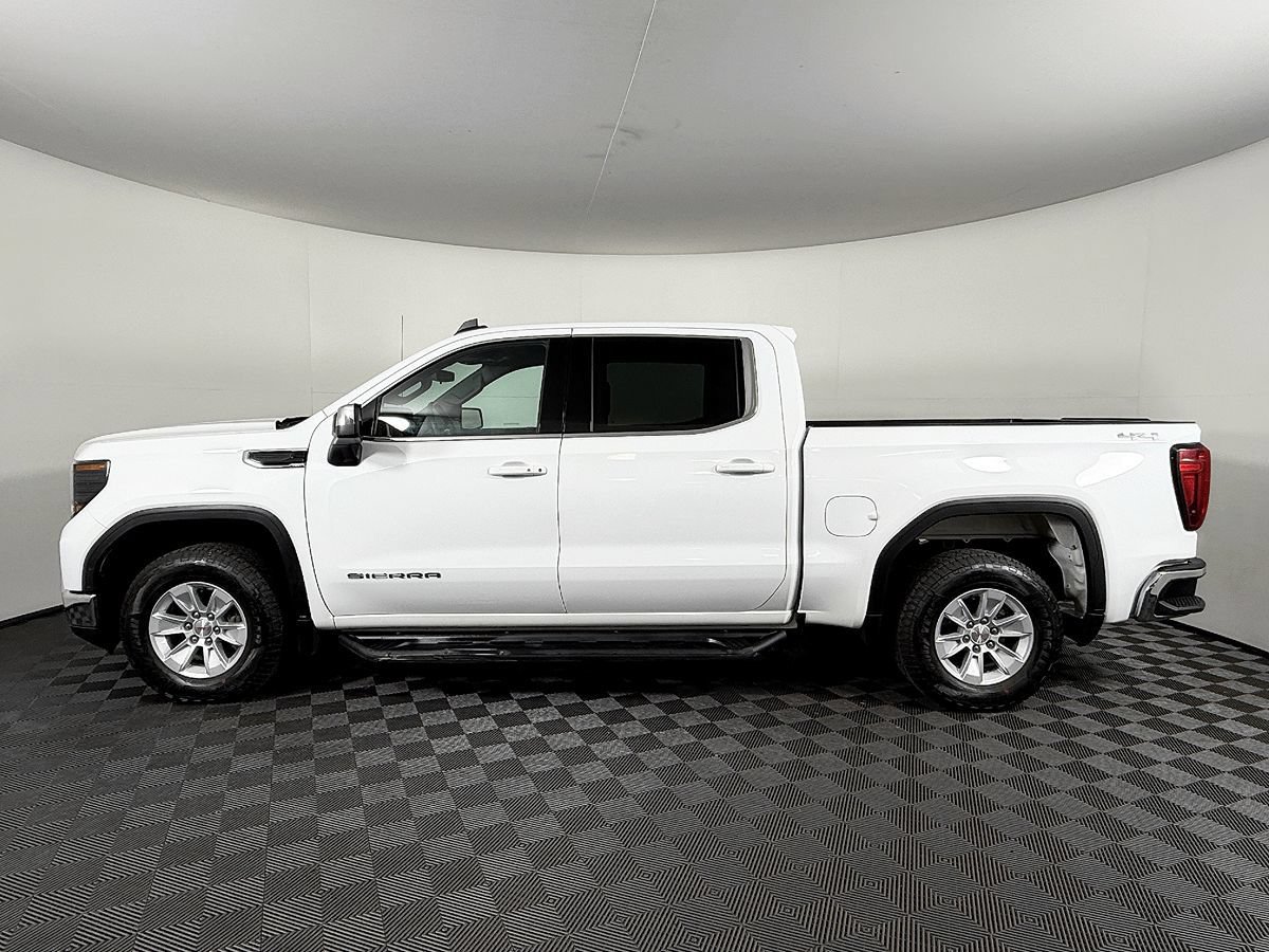 Used 2023 GMC Sierra 1500 SLE AWD/4WD image 16