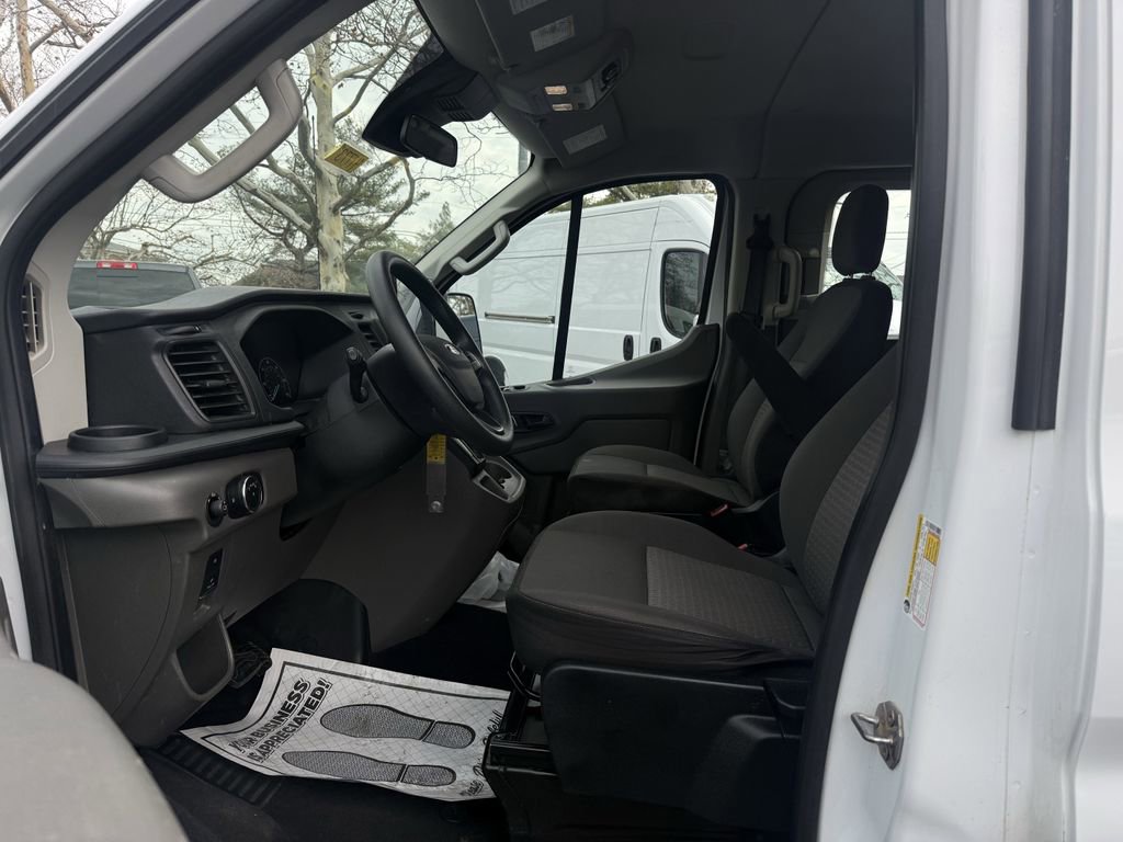 Used 2022 Ford Transit 350 XLT image 11