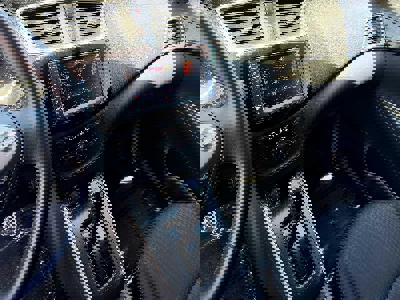 Certified 2019 Nissan Sentra SV FWD image 23