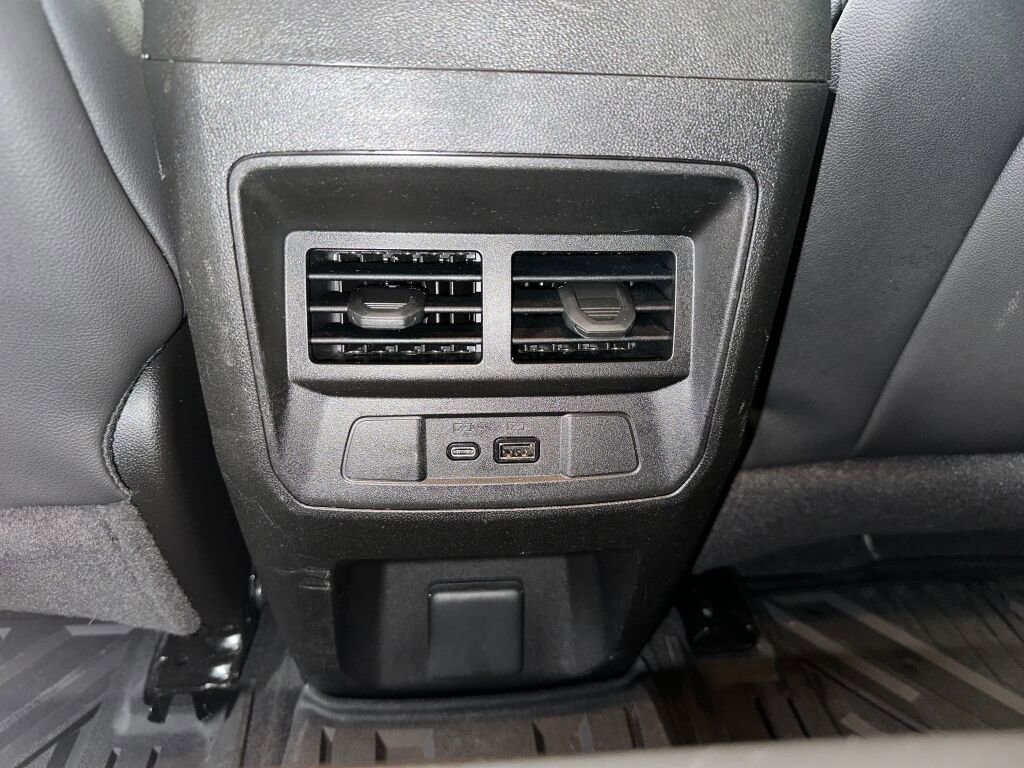 Certified 2024 Chevrolet Colorado LT w/ LT Convenience Package III image 20