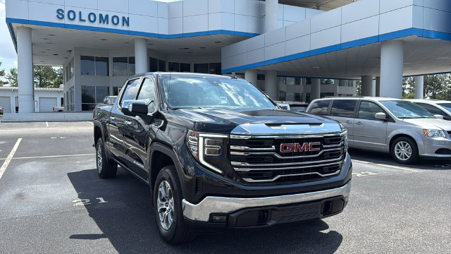 Used 2024 GMC Sierra 1500 SLT AWD/4WD image 1