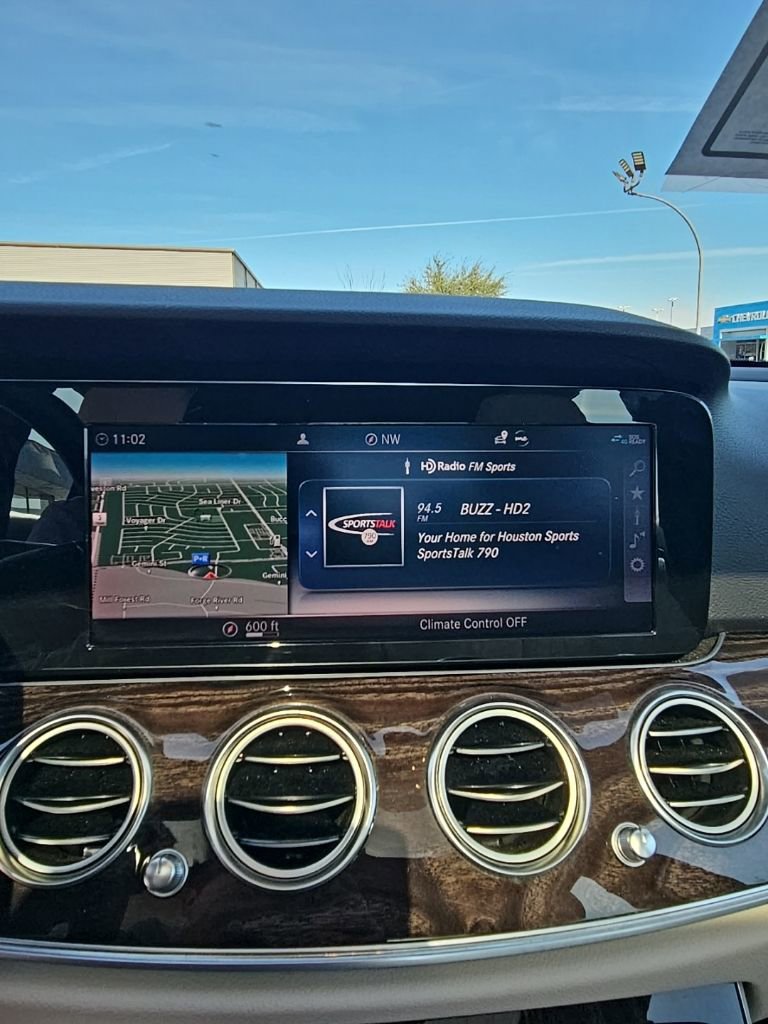 Used 2019 Mercedes-Benz E 300 w/ Premium 1 Package image 16