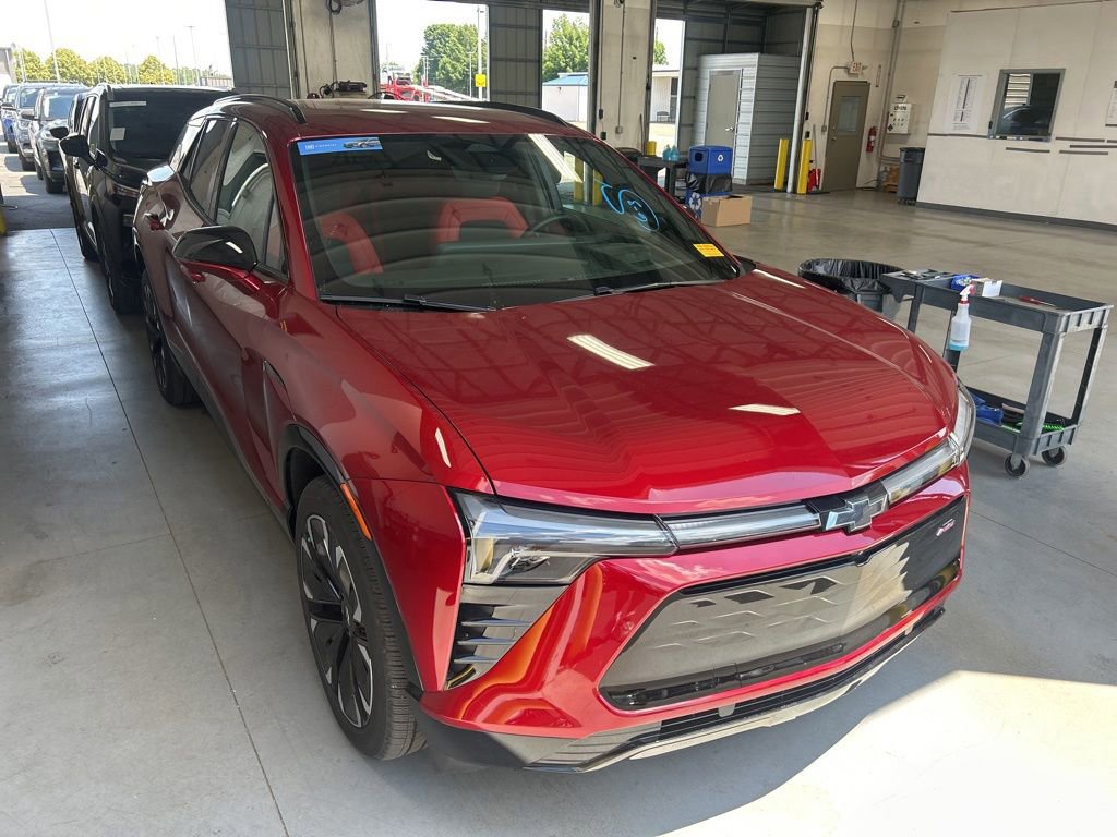 Used 2024 Chevrolet Blazer EV RS AWD/4WD image 1