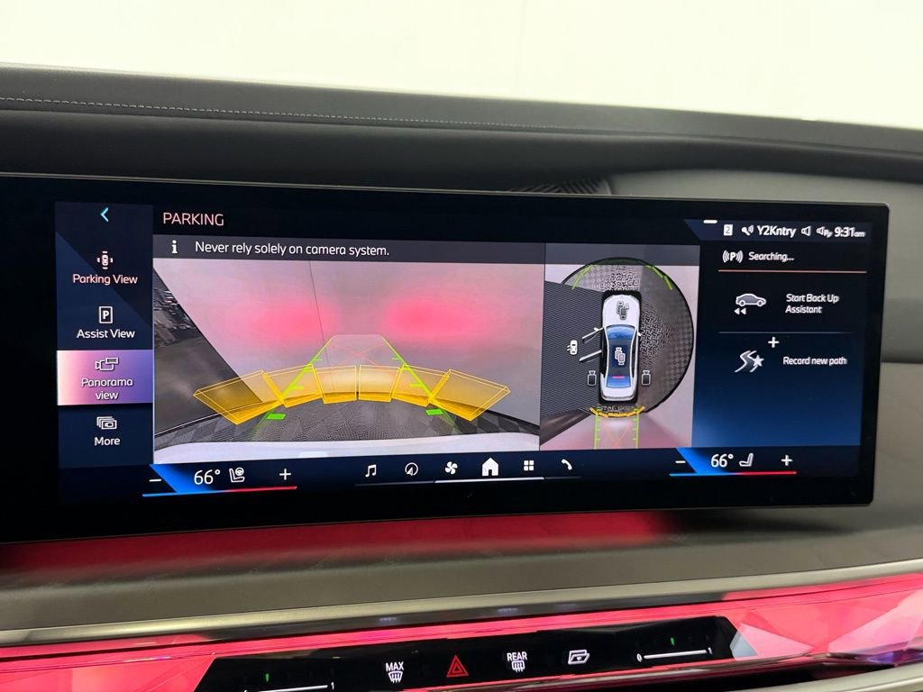 Used 2023 BMW 740i w/ Executive Package image 20