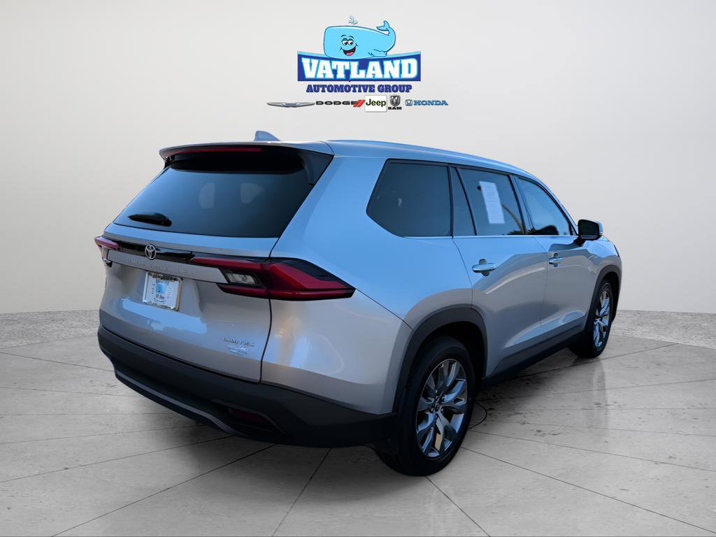 Used 2024 Toyota Grand Highlander Limited image 5