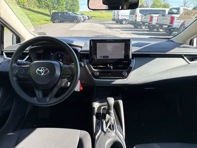 Used 2026 Toyota Corolla LE FWD image 18