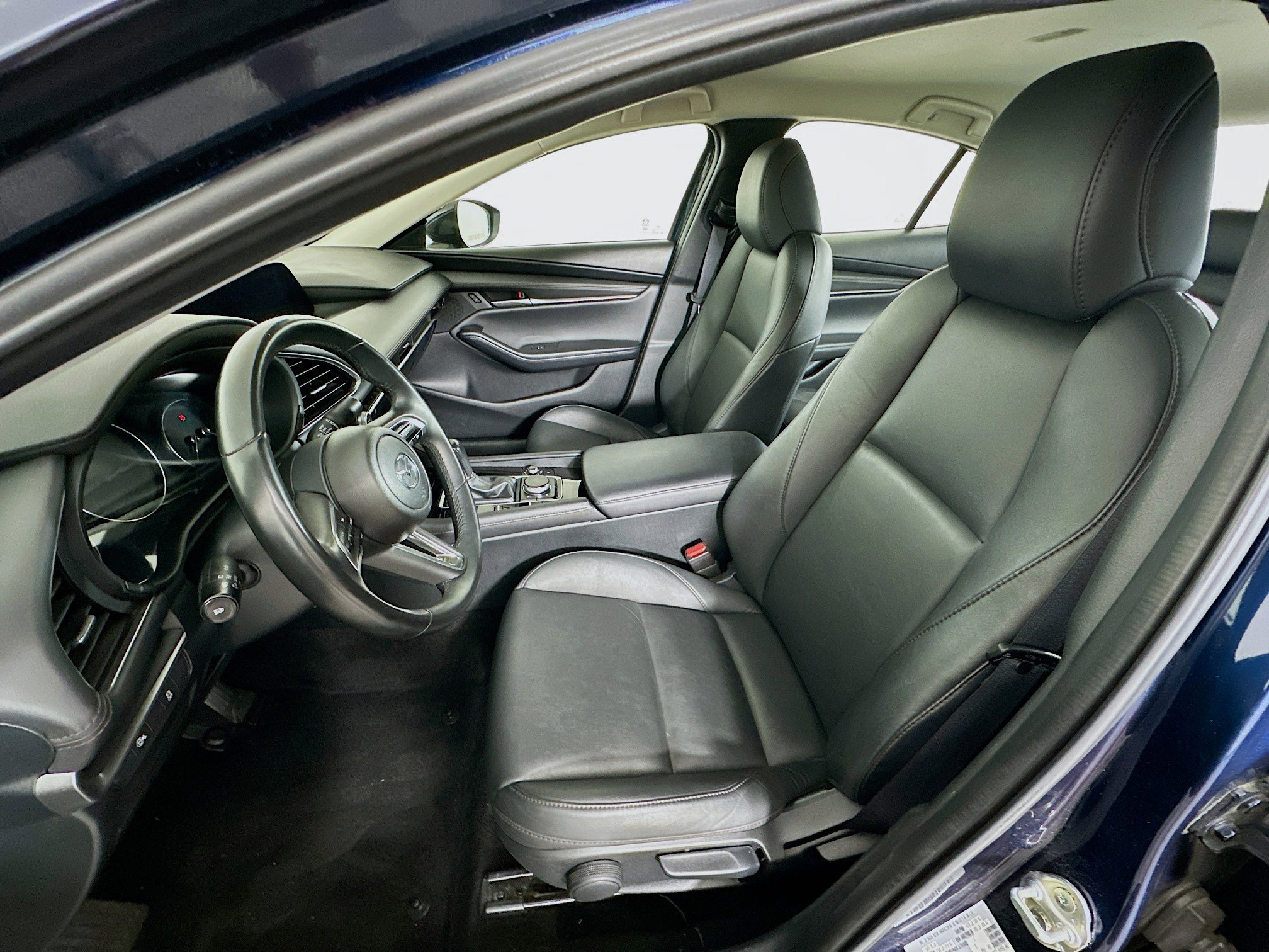 Used 2024 MAZDA MAZDA3 s FWD image 13