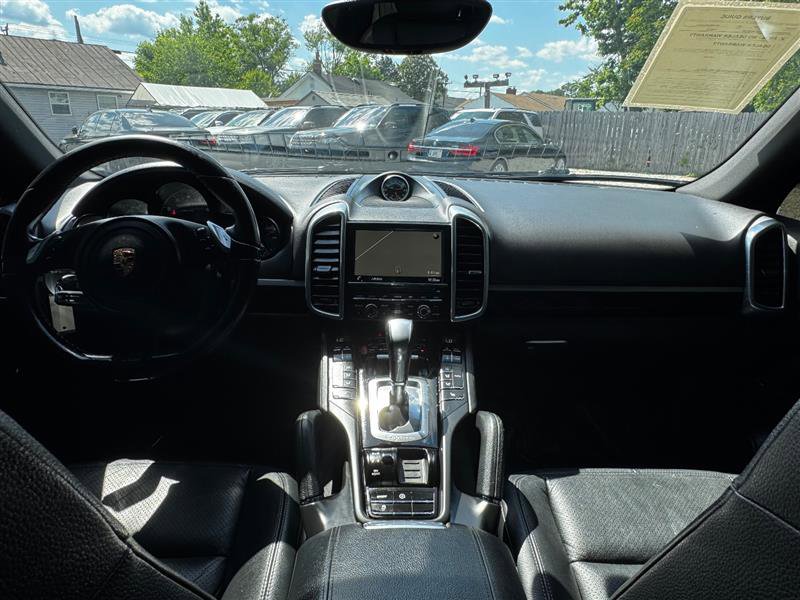 Used 2014 Porsche Cayenne AWD/4WD image 31