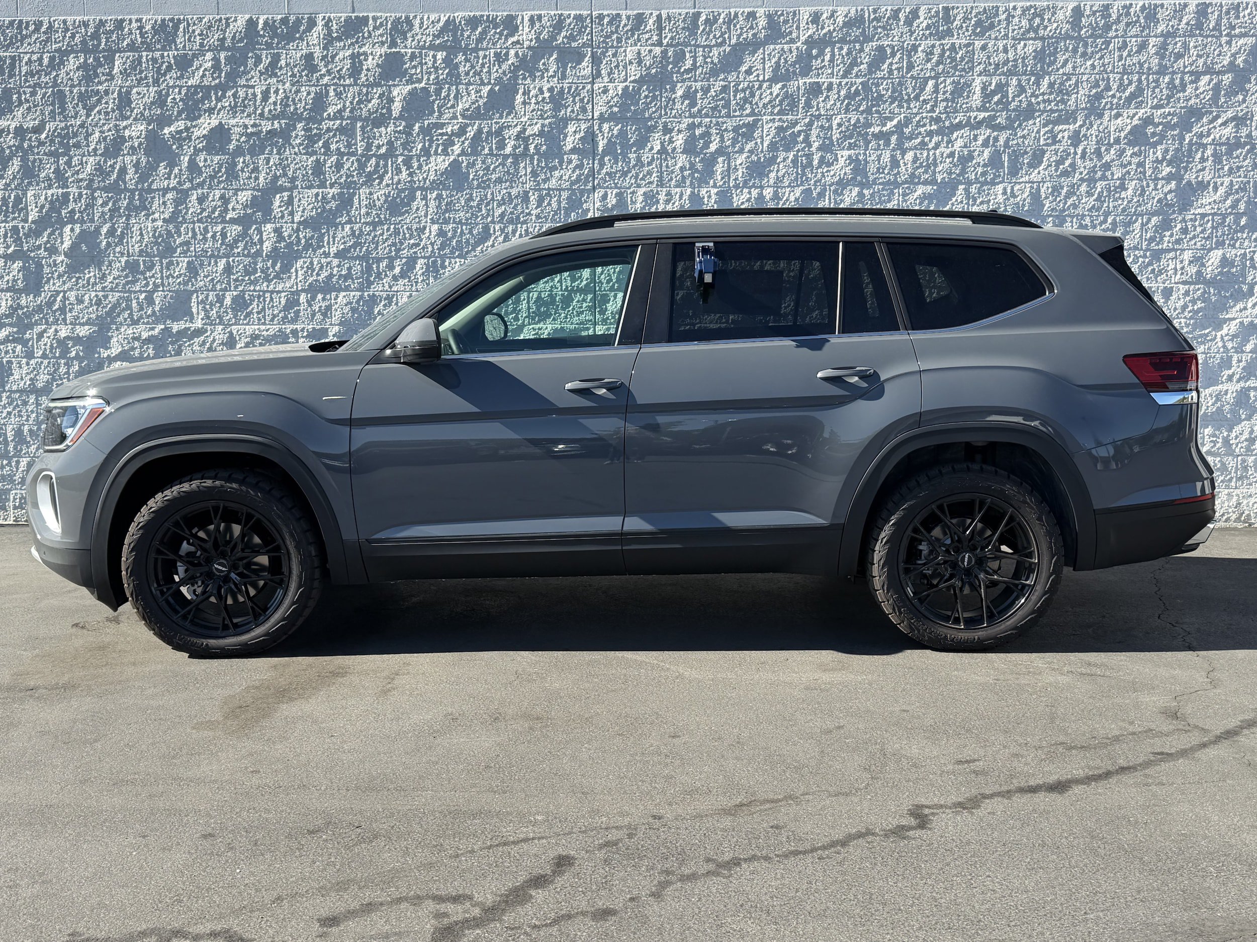 New 2026 Volkswagen Atlas SE AWD/4WD image 8