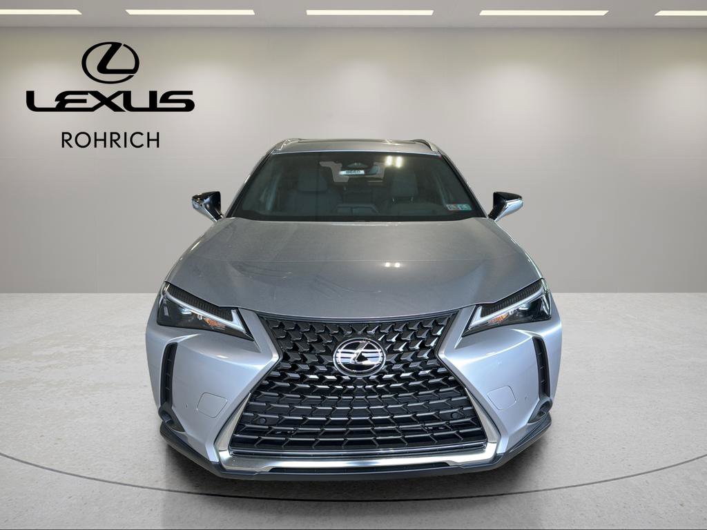 New 2026 Lexus UX 300h AWD image 2
