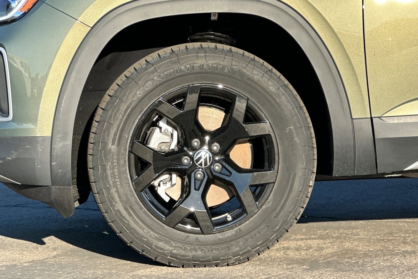 New 2026 Volkswagen Atlas Peak Edition AWD/4WD image 26