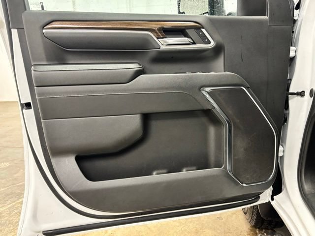 Used 2024 Chevrolet Silverado 2500 LT AWD/4WD image 17