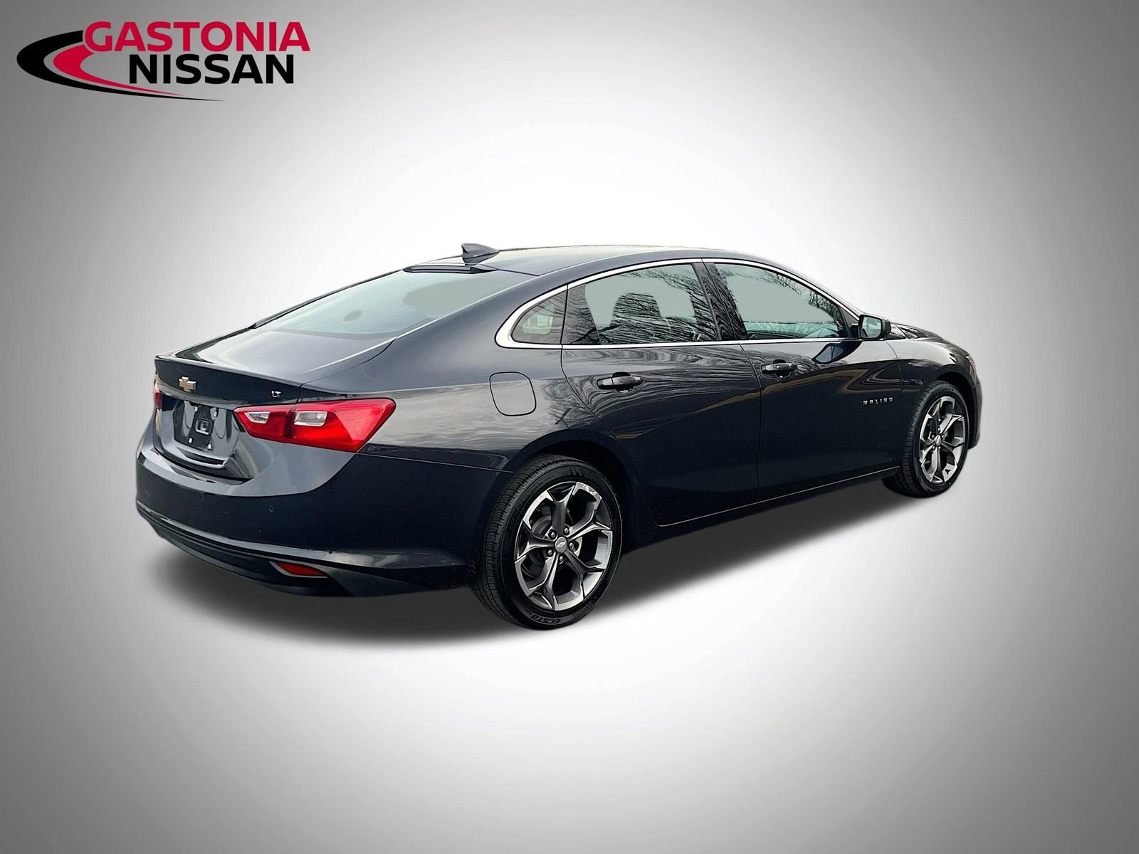 Used 2023 Chevrolet Malibu LT w/ Driver Confidence Package image 9