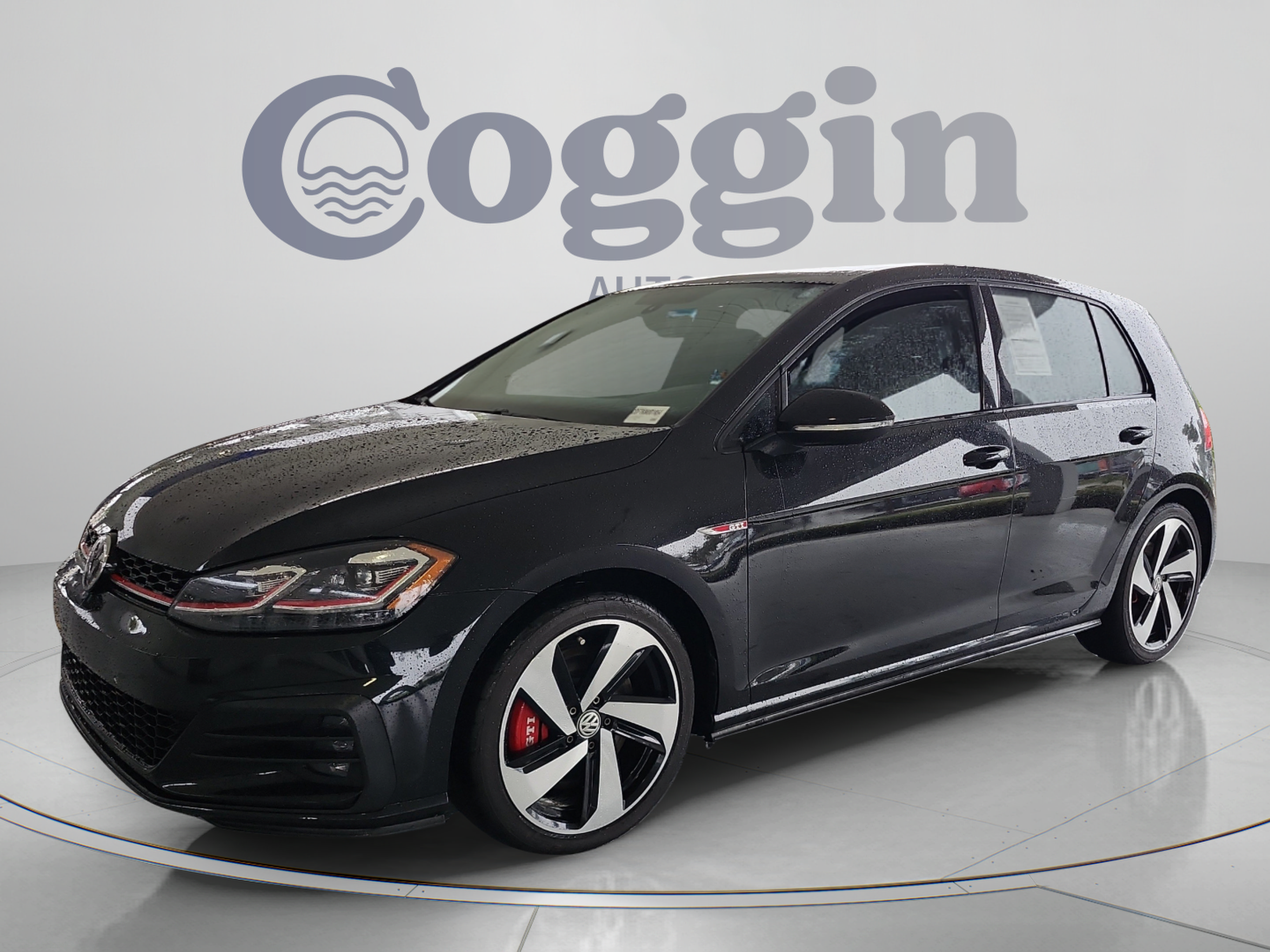 Used 2019 Volkswagen Golf 4-Door FWD image 1
