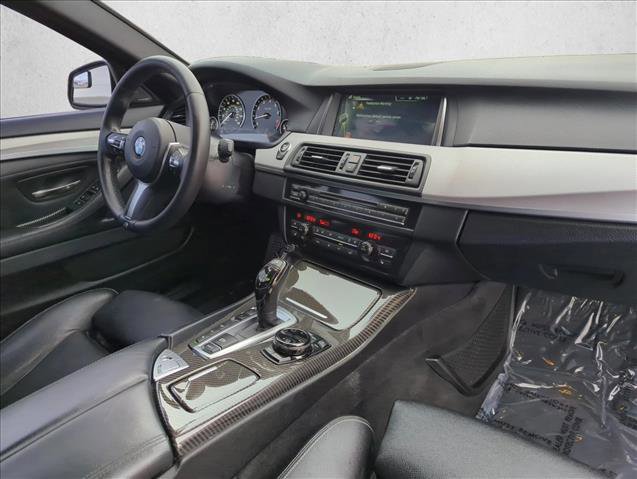 Used 2014 BMW 550i xDrive 550i xDrive image 17