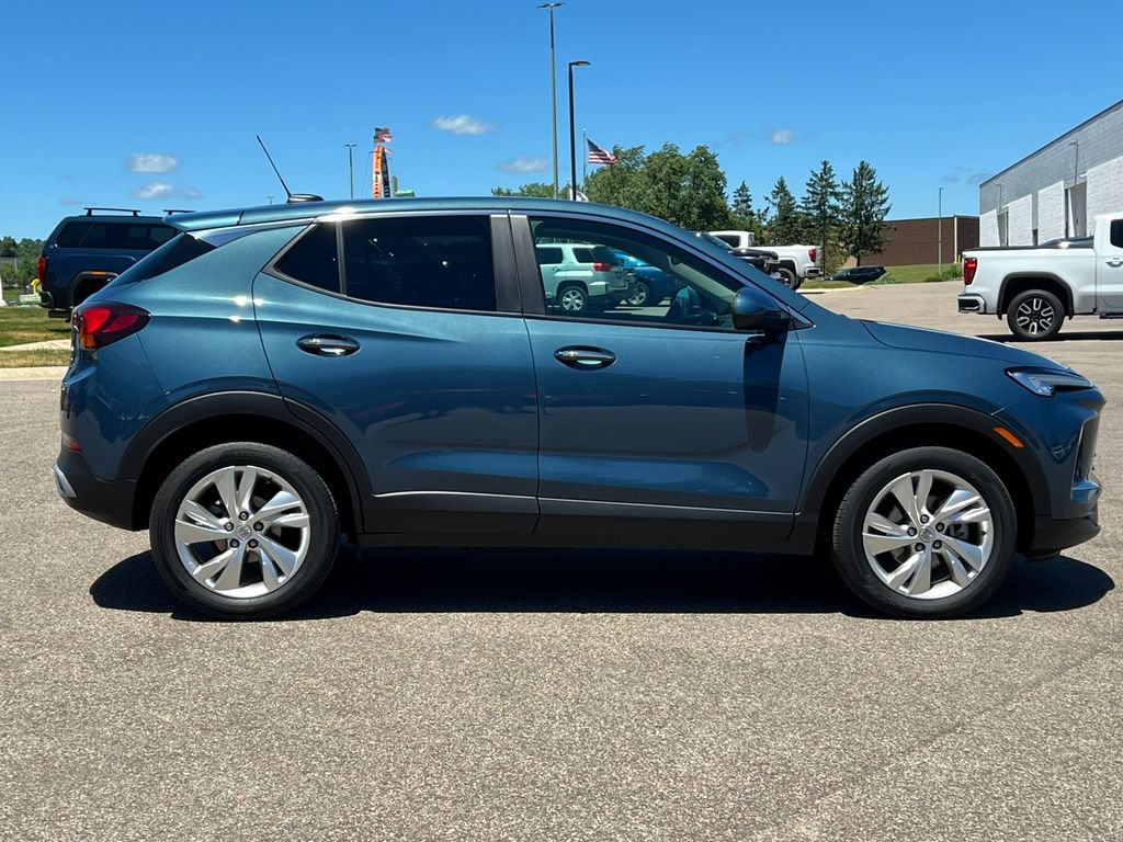 Used 2024 Buick Encore GX Preferred w/ Comfort Package AWD/4WD image 45