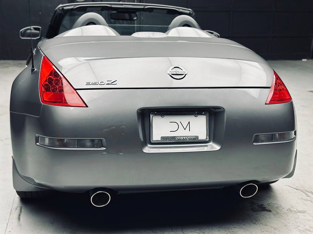 Used 2007 Nissan 350Z Enthusiast RWD image 38