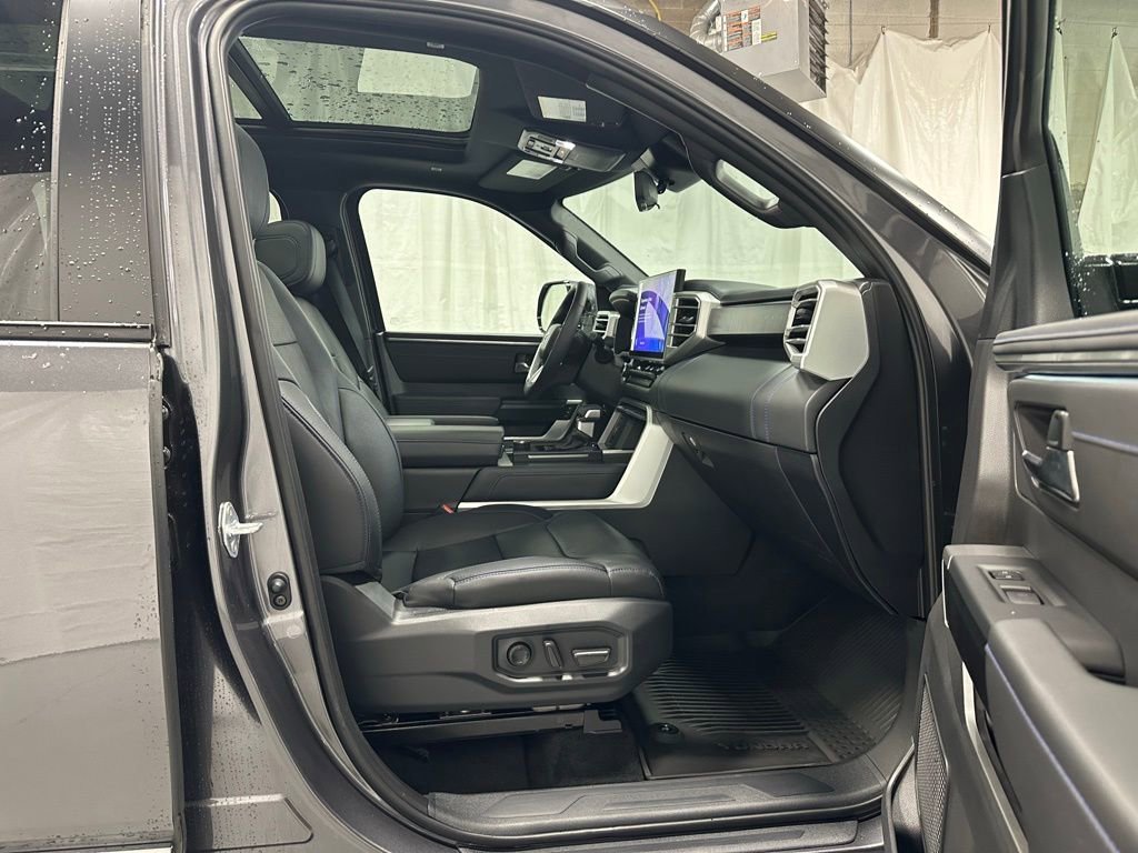 Used 2025 Toyota Tundra Platinum image 63