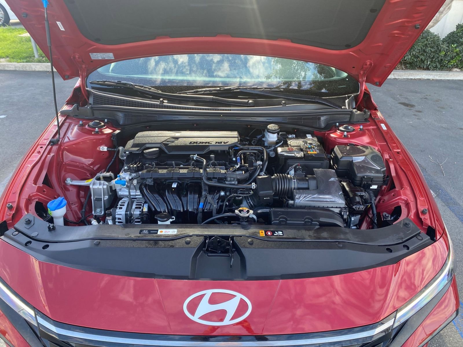 Used 2025 Hyundai Elantra SEL image 32