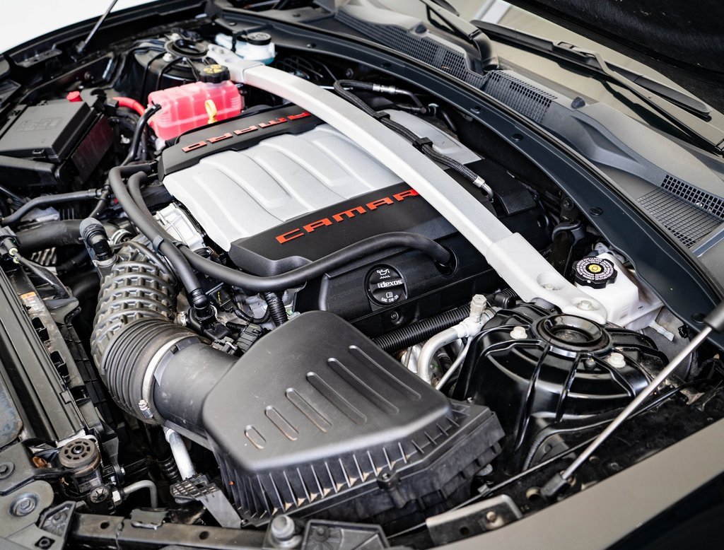 Used 2018 Chevrolet Camaro SS image 38