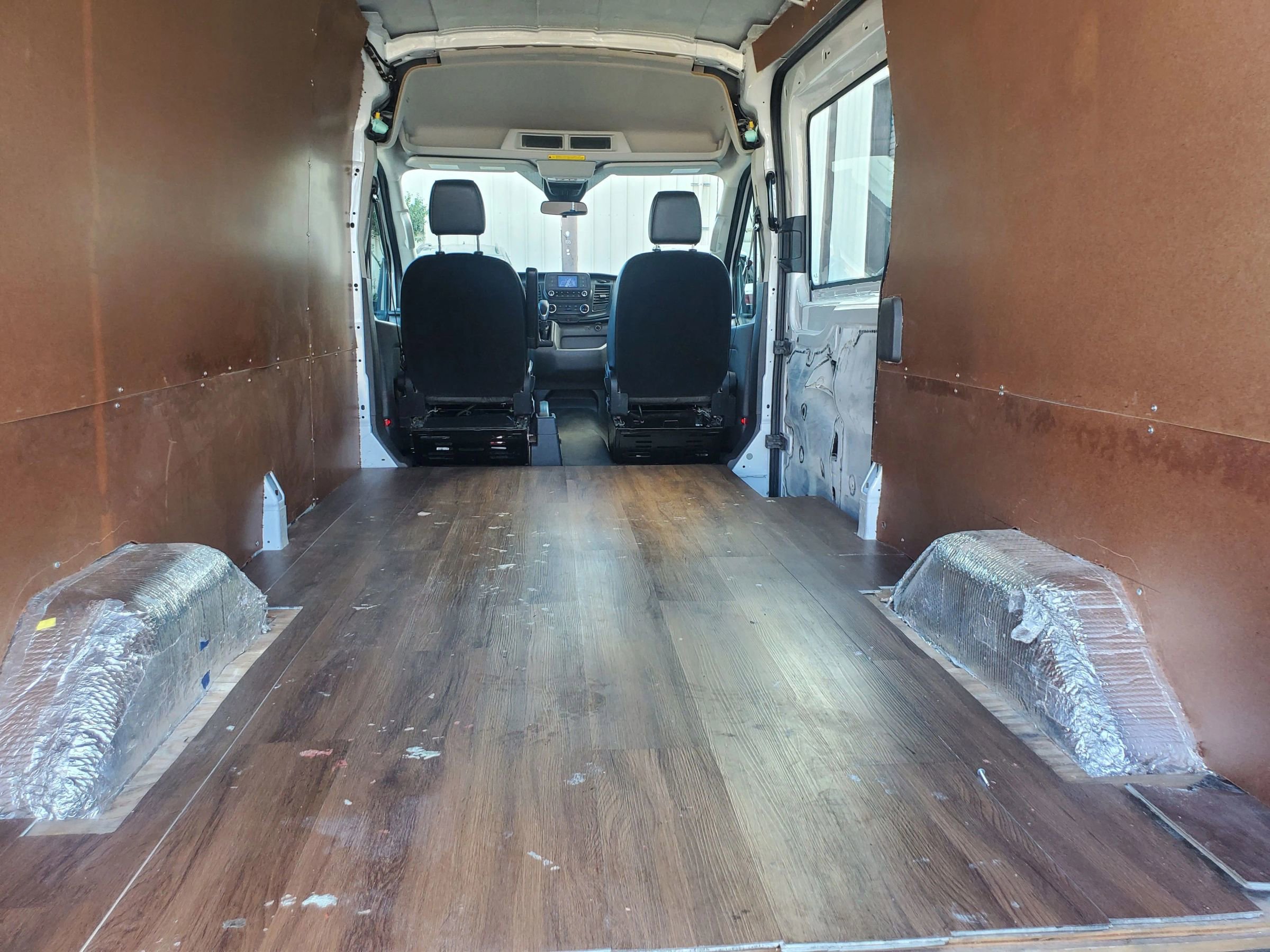 Used 2020 Ford Transit 250 Medium Roof w/ Load Area Protection Package image 25