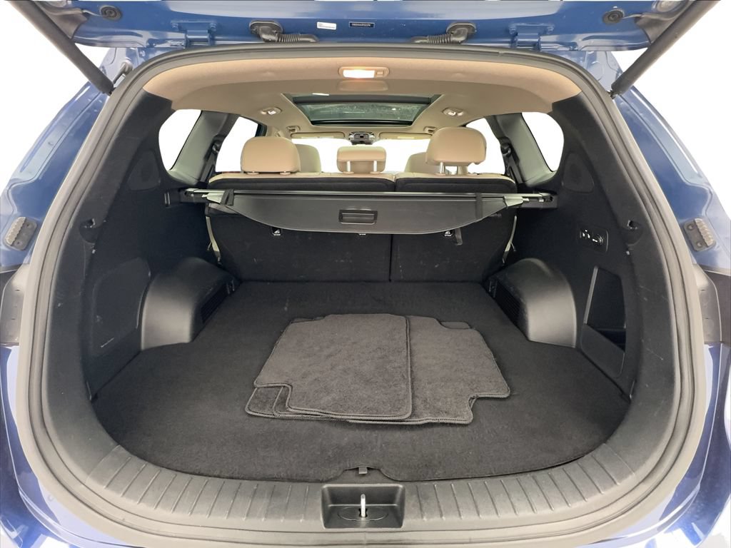 Used 2023 Hyundai Santa Fe Limited FWD image 18