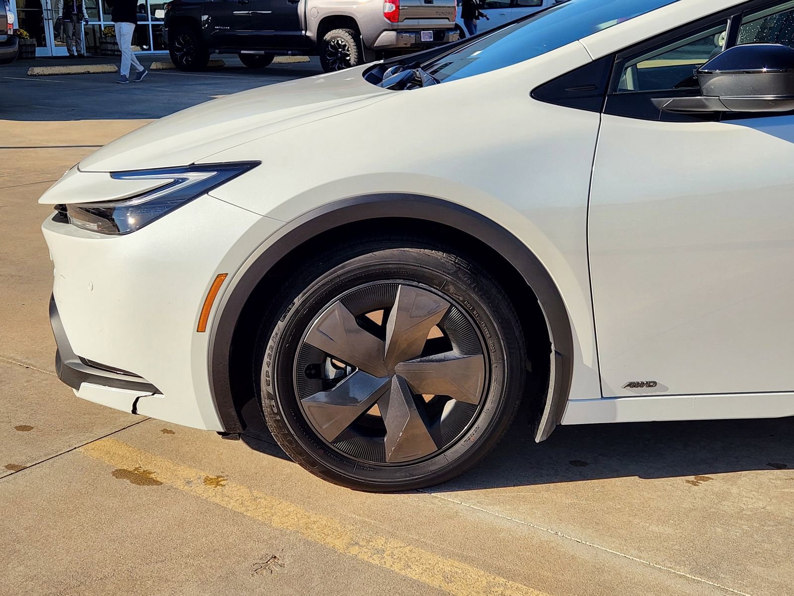 Used 2024 Toyota Prius LE image 9