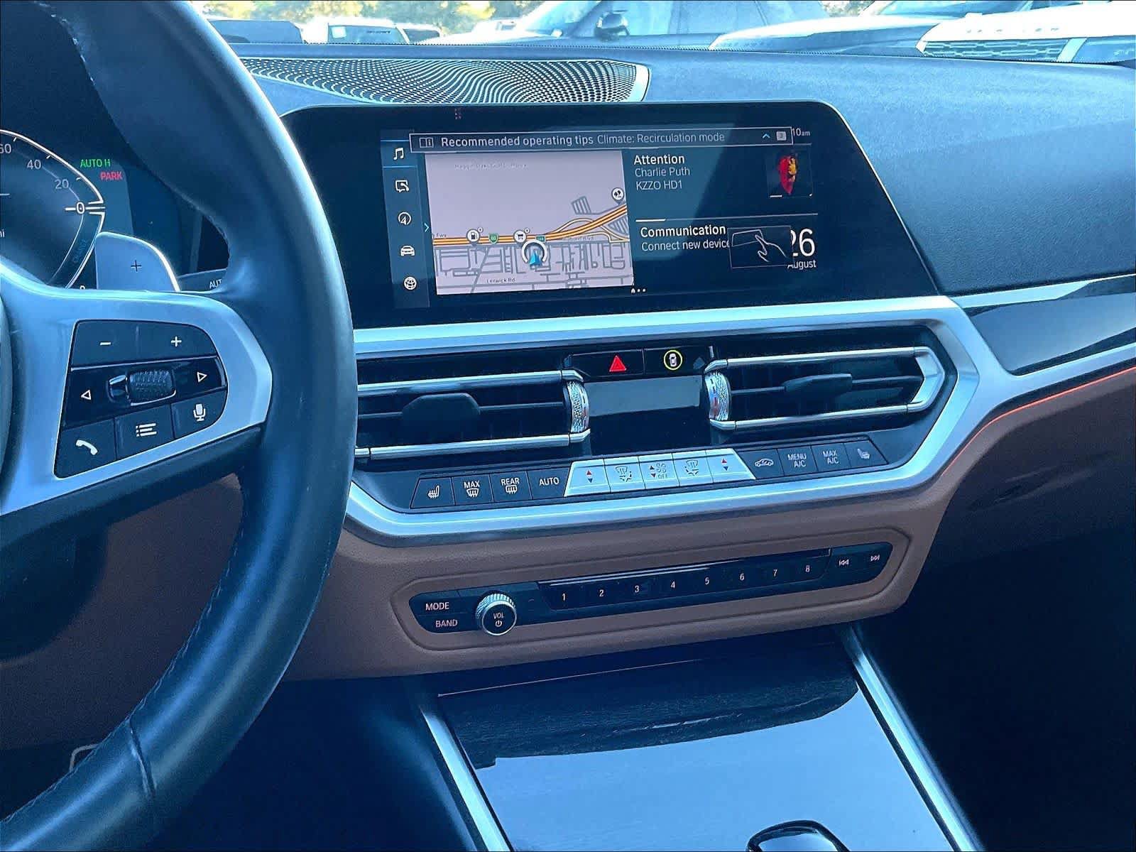 Used 2022 BMW 330e w/ M Sport Package RWD image 9