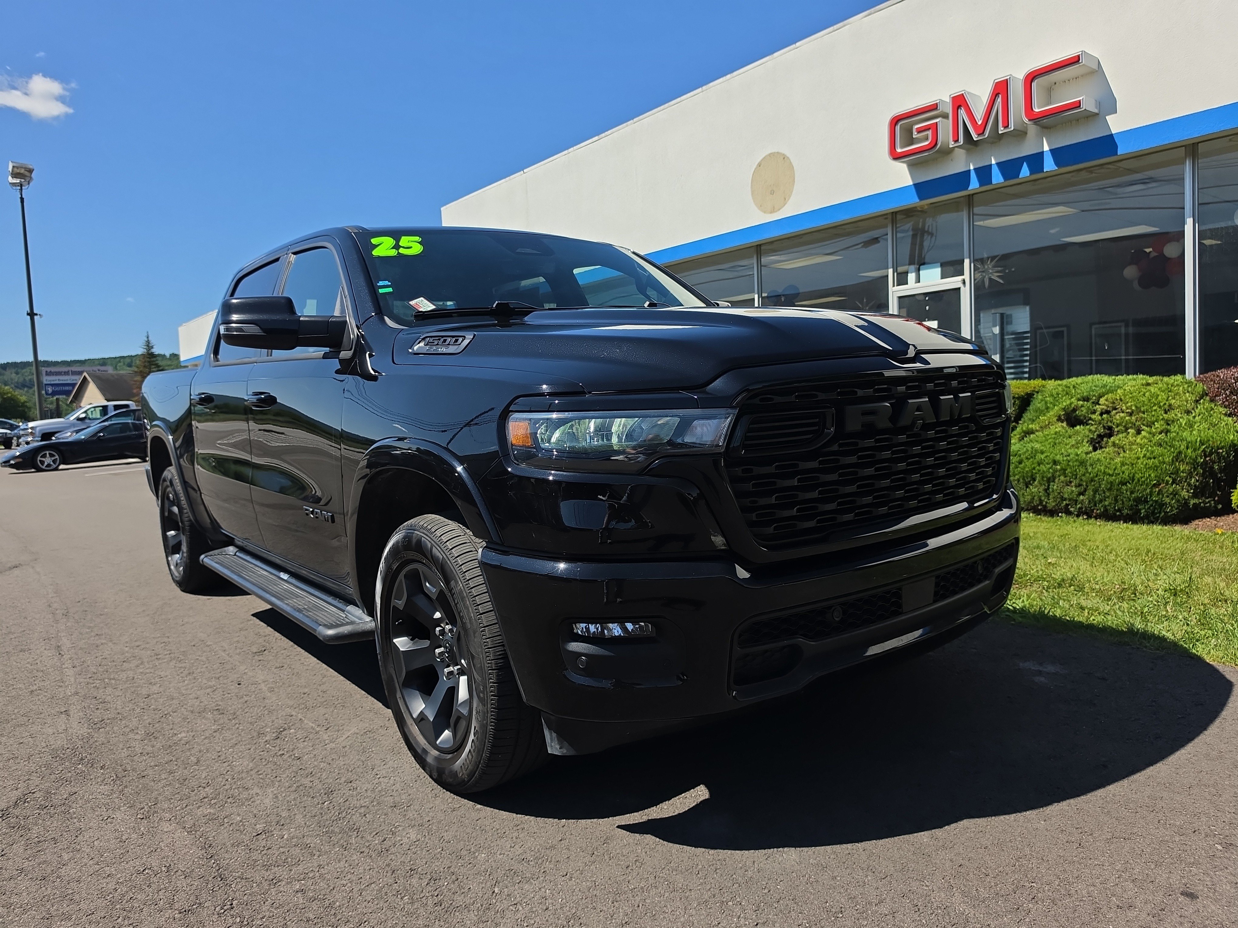Used 2025 RAM 1500 Big Horn AWD/4WD image 1