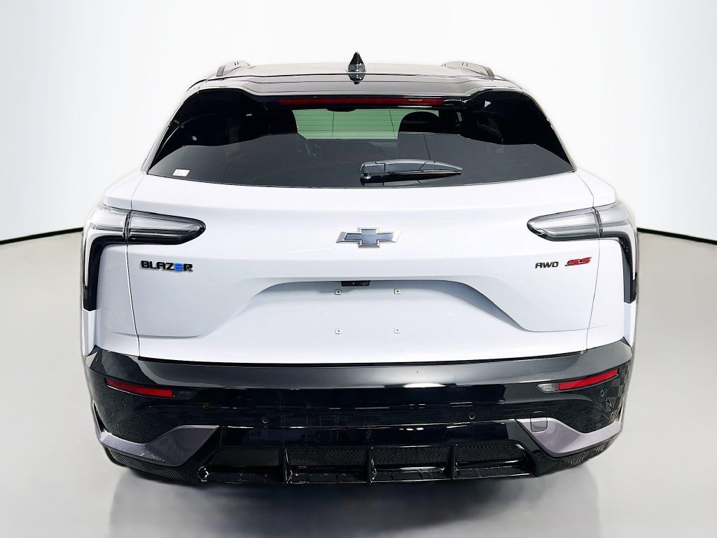 New 2026 Chevrolet Blazer EV SS AWD/4WD image 6