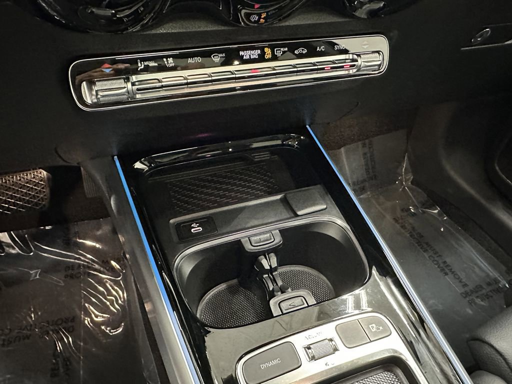 Certified 2024 Mercedes-Benz GLB 250 image 32