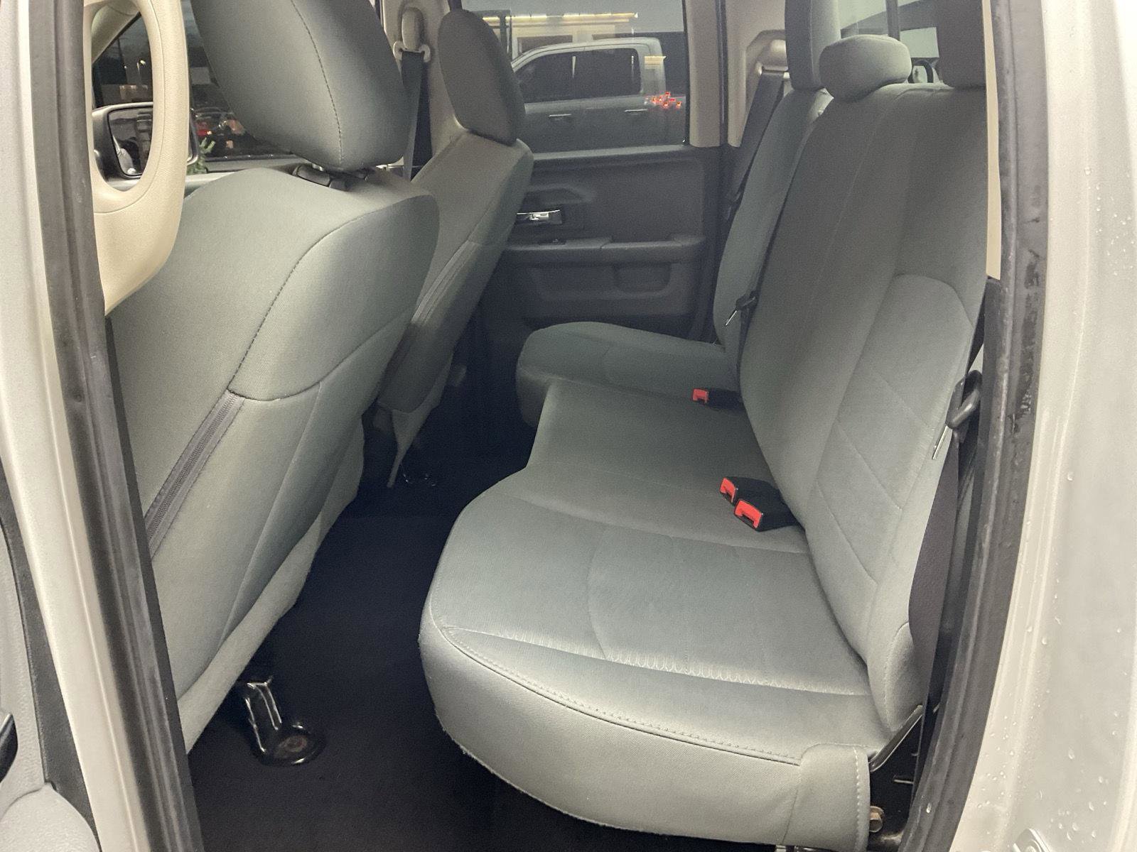 Used 2016 RAM 1500 Classic SLT image 11