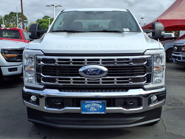 New 2026 Ford F350 XLT image 2