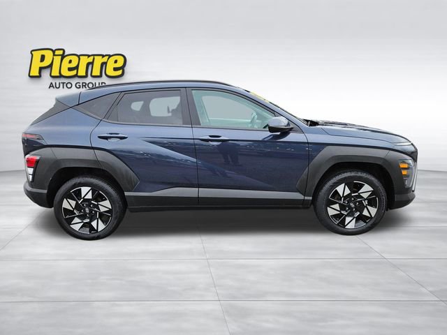Used 2024 Hyundai Kona SEL AWD/4WD image 6