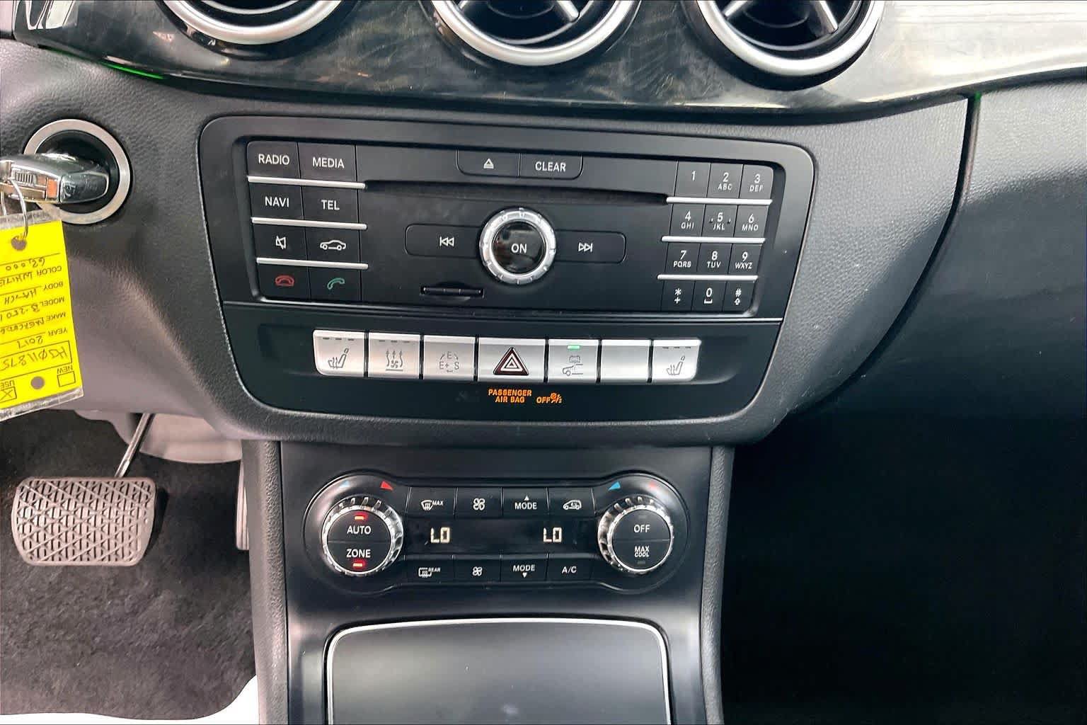 Used 2017 Mercedes-Benz B 250e image 29
