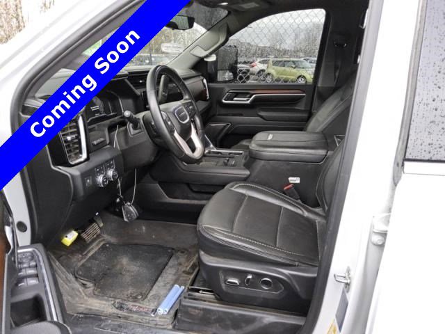 Used 2025 GMC Sierra 3500 Denali w/ Denali Reserve Package image 13