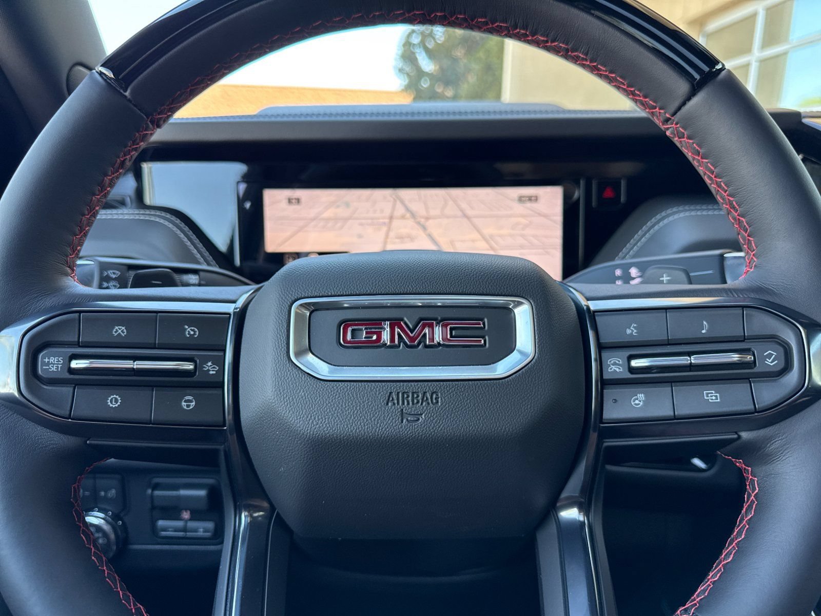 New 2026 GMC Yukon XL AT4 Ultimate AWD/4WD image 24
