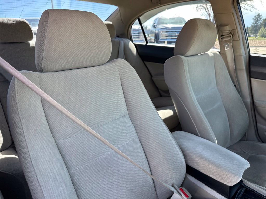 Used 2010 Honda Civic LX image 28