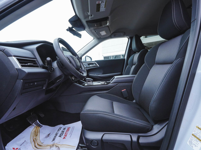 New 2026 Mitsubishi Outlander ES image 32