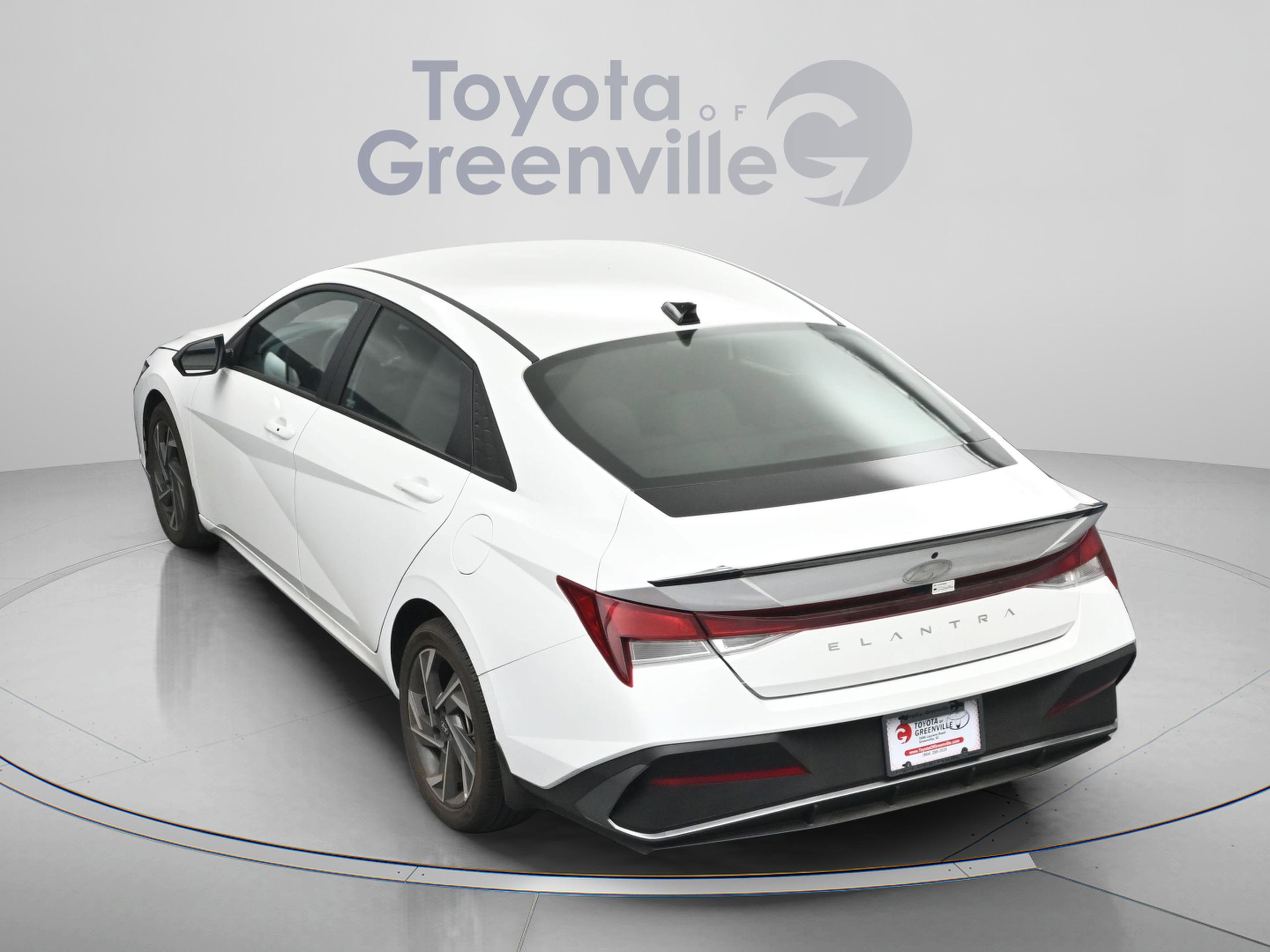 Used 2025 Hyundai Elantra Sport FWD image 20
