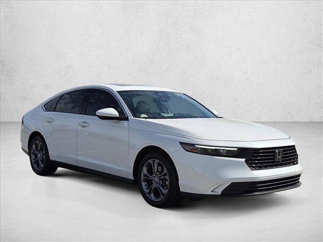 Used 2024 Honda Accord EX image 3