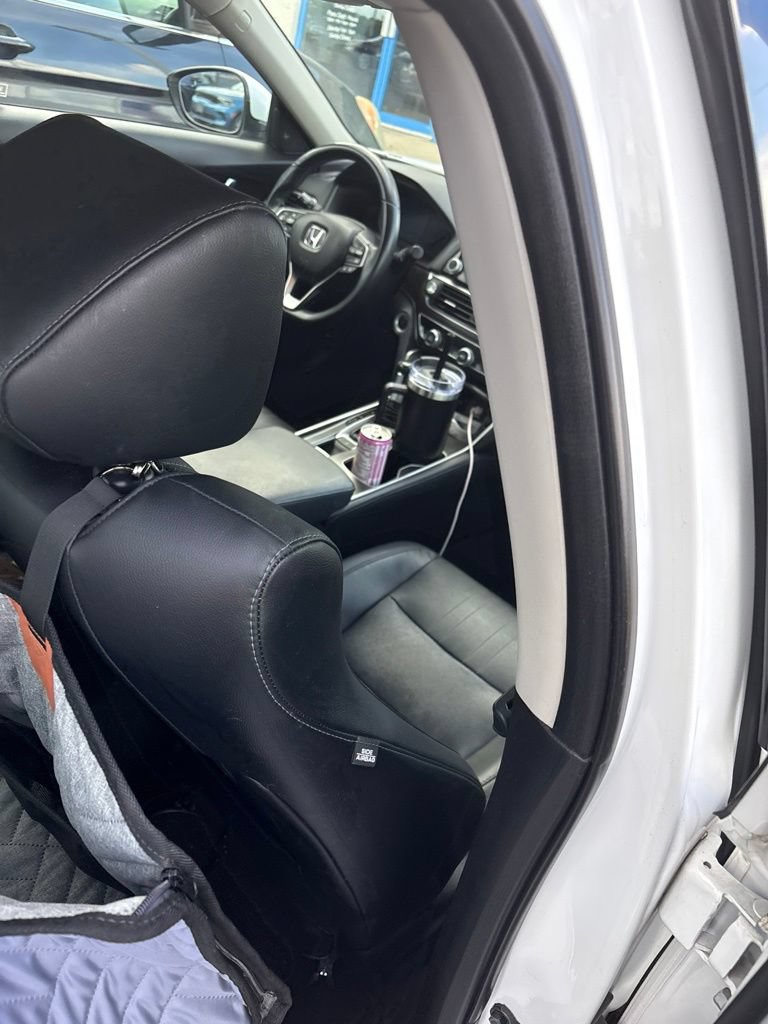 Used 2018 Honda Accord EX-L image 12